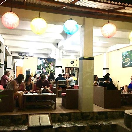 Wahyu Homestay 1 Lembongan Buitenkant foto
