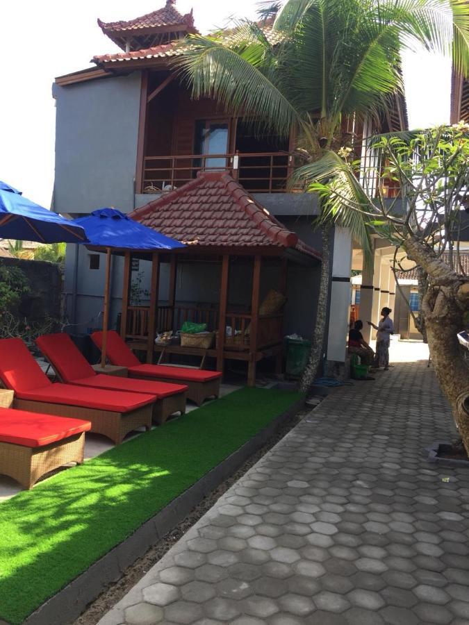 Wahyu Homestay 1 Lembongan Buitenkant foto