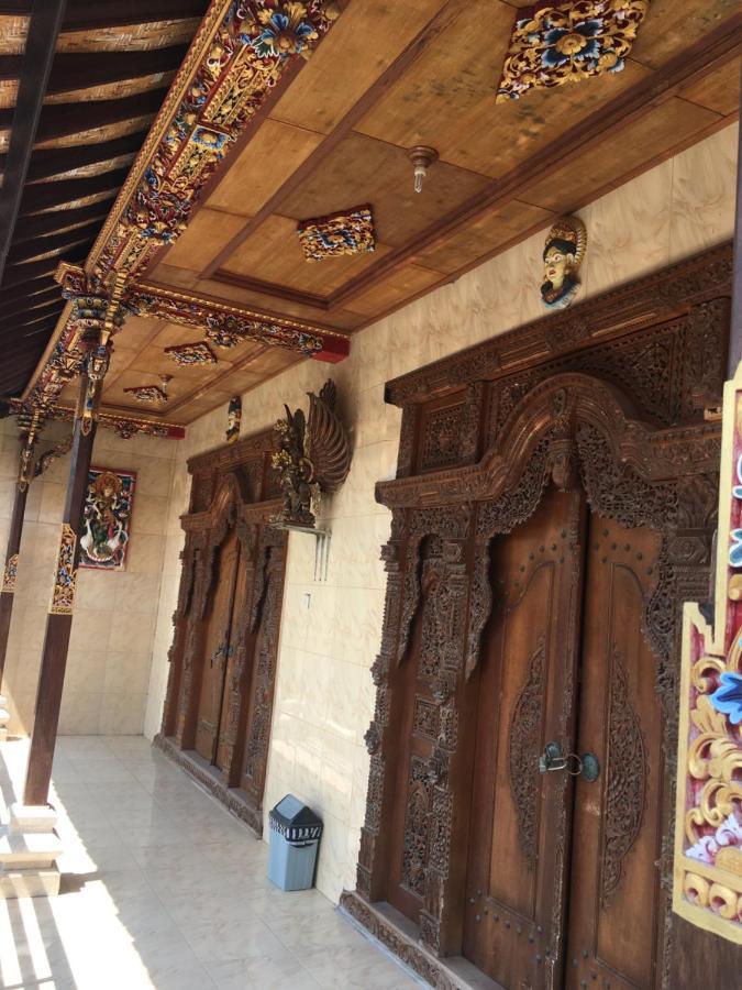 Wahyu Homestay 1 Lembongan Buitenkant foto