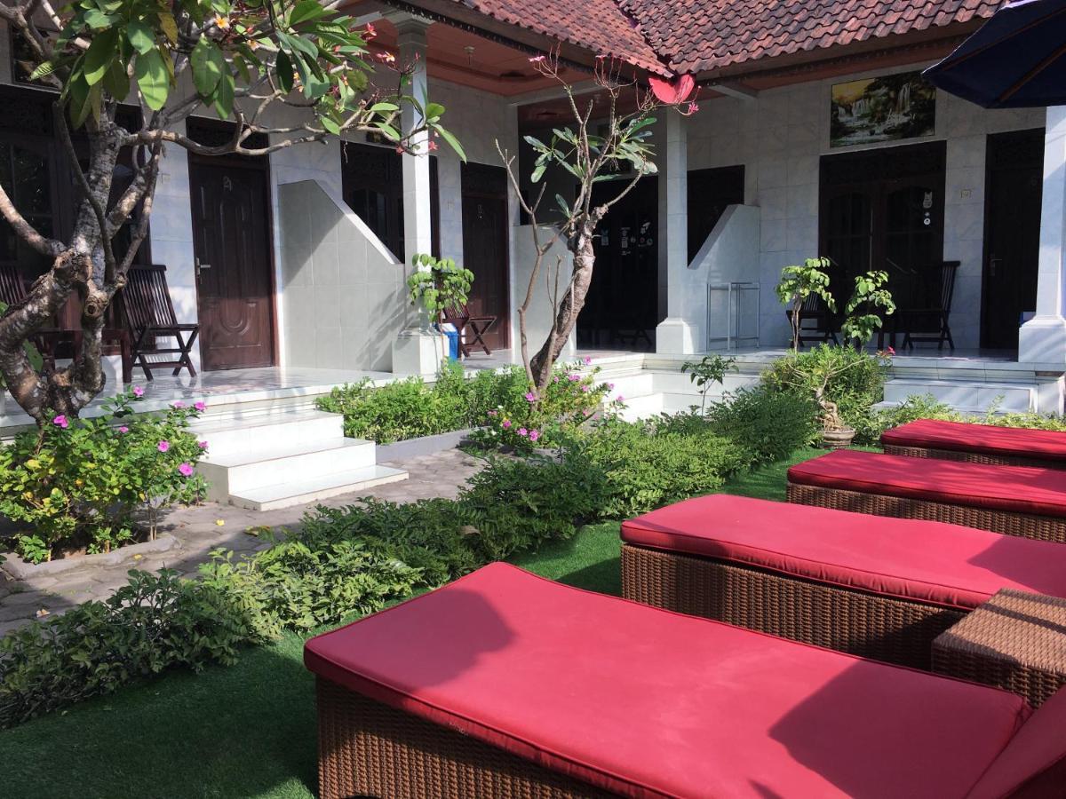 Wahyu Homestay 1 Lembongan Buitenkant foto