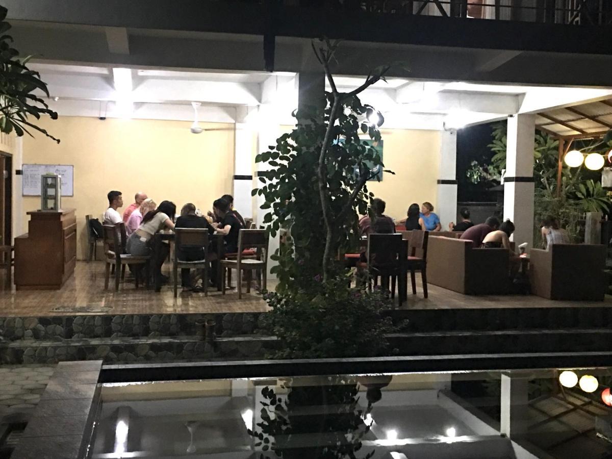Wahyu Homestay 1 Lembongan Buitenkant foto